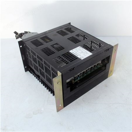 安川CACR-HR10BAB伺服控制器拆机现货可维修
